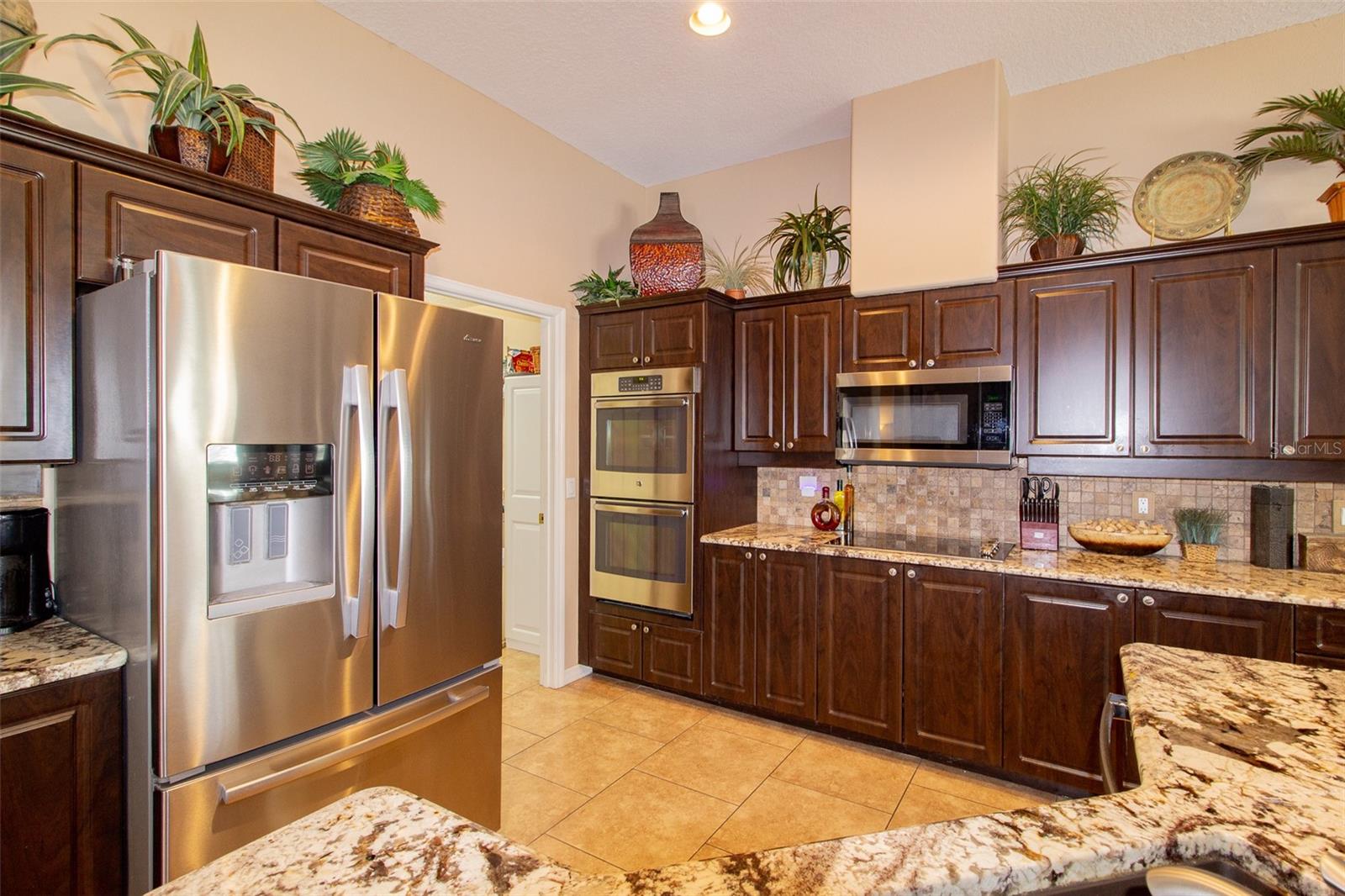 Image 15 of 44 For 4435 Fairway Oaks Dr