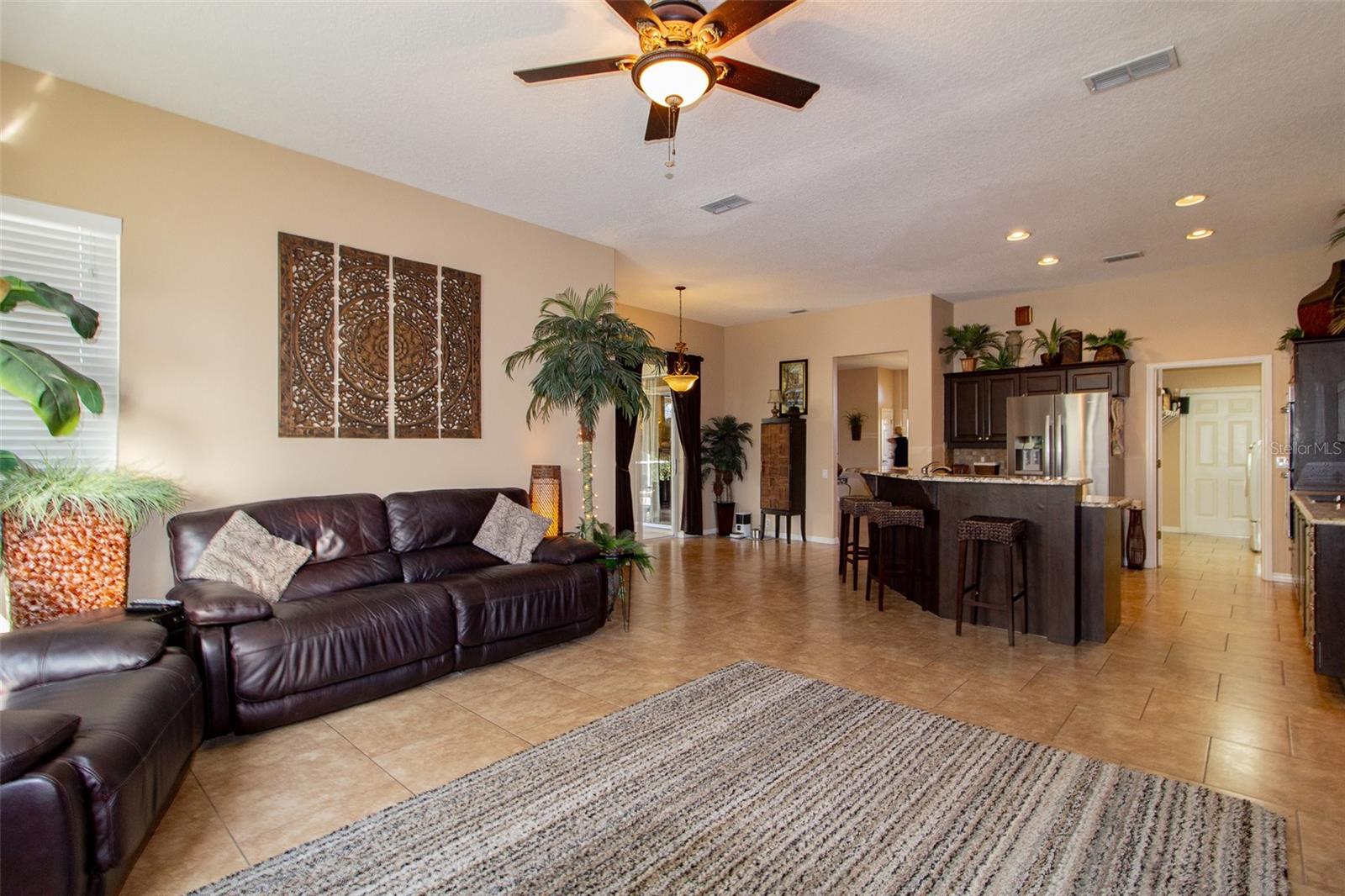 Image 24 of 44 For 4435 Fairway Oaks Dr