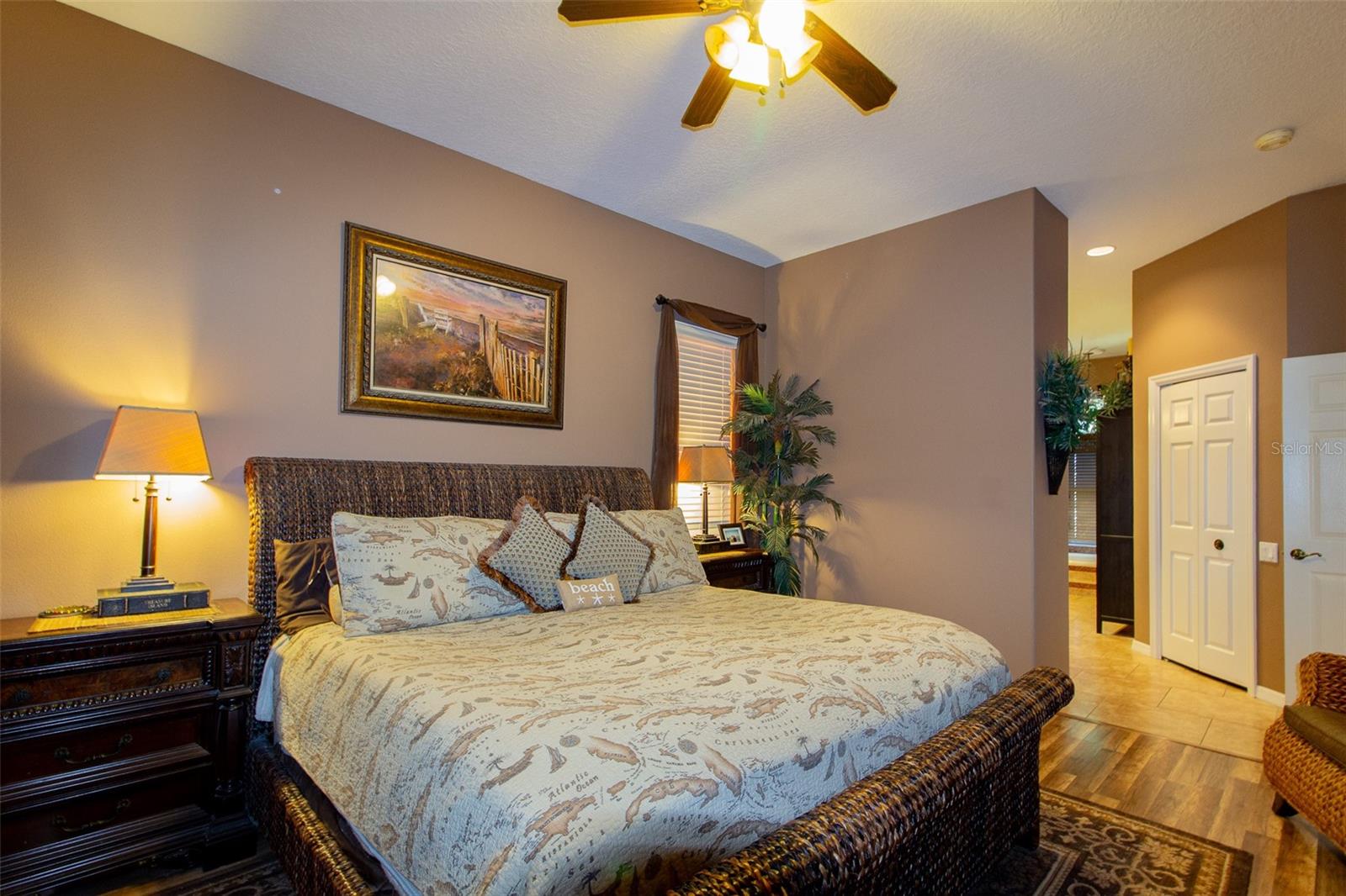 Image 32 of 44 For 4435 Fairway Oaks Dr