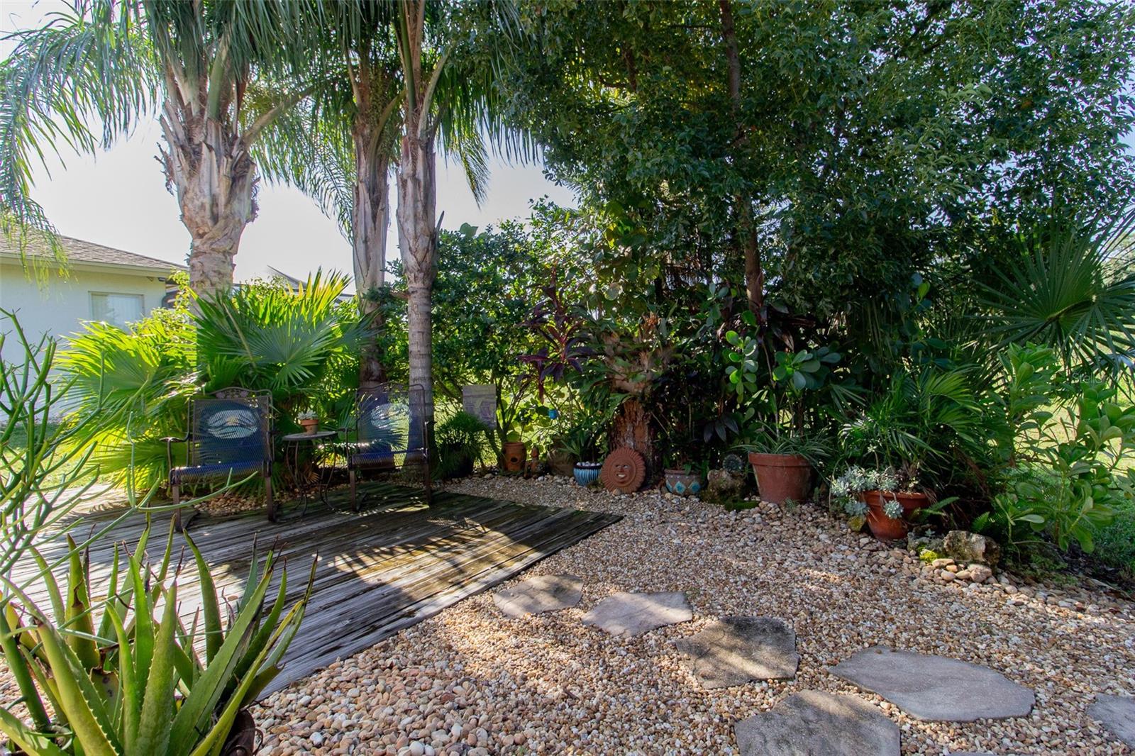 Image 6 of 44 For 4435 Fairway Oaks Dr