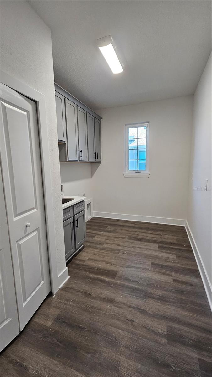 Image 12 of 24 For 15100 Chinook Way