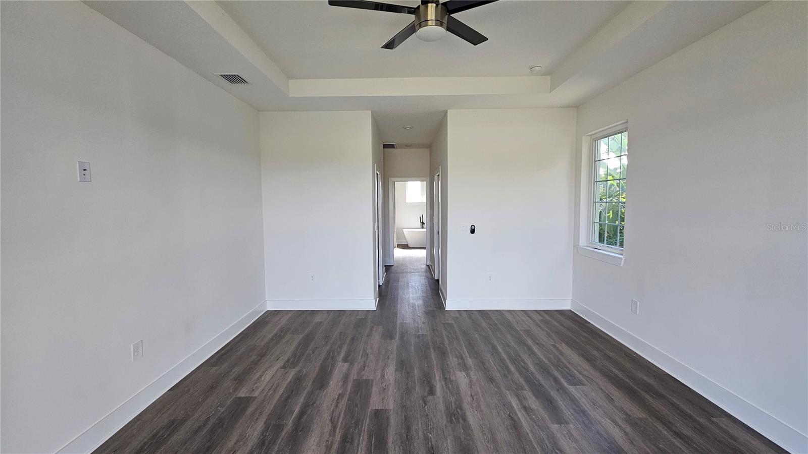 Image 20 of 24 For 15100 Chinook Way