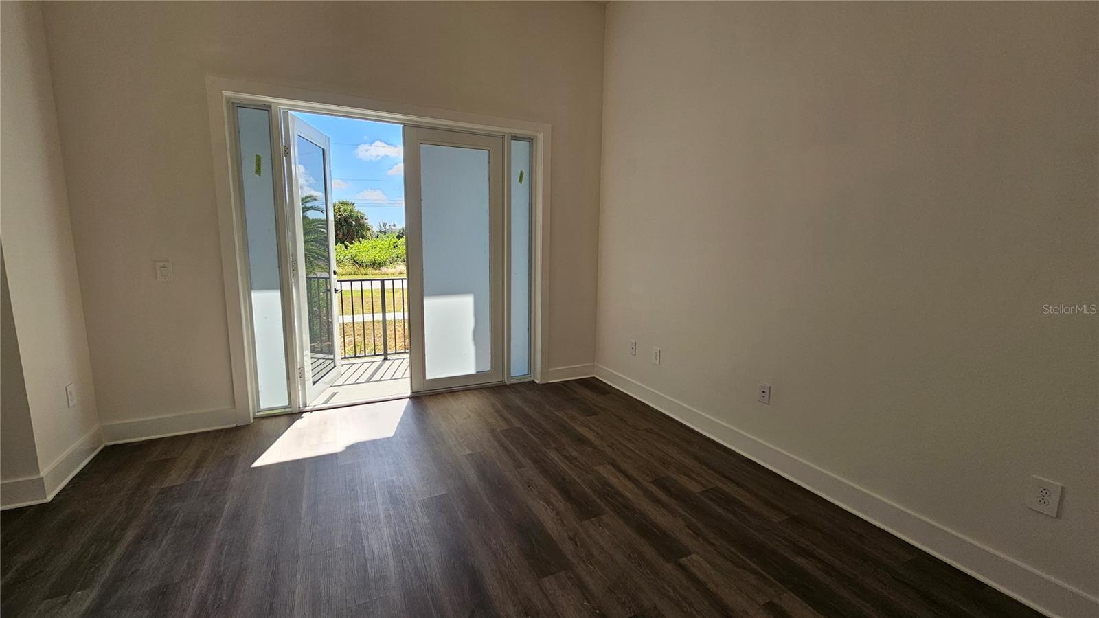 Image 9 of 24 For 15100 Chinook Way