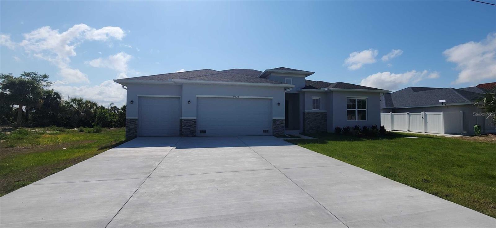 Listing Details for 9370 Snapper Circle, PORT CHARLOTTE, FL 33981