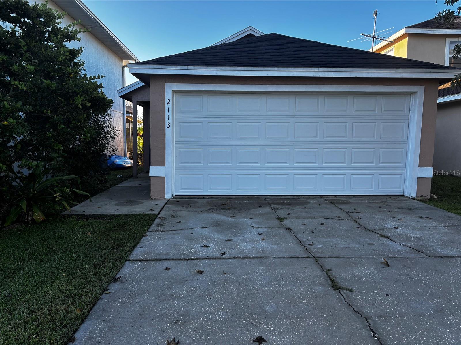 Listing Details for 2113 Hatteras, LAKELAND, FL 33813