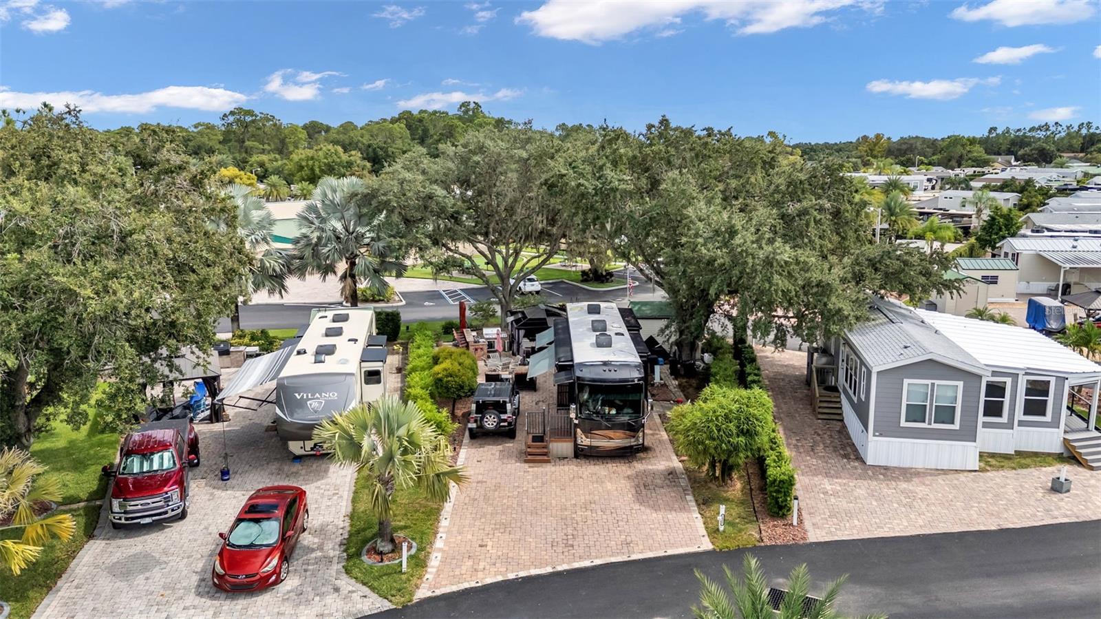 Details for 16357 Cherry Tree Court, CLERMONT, FL 34714