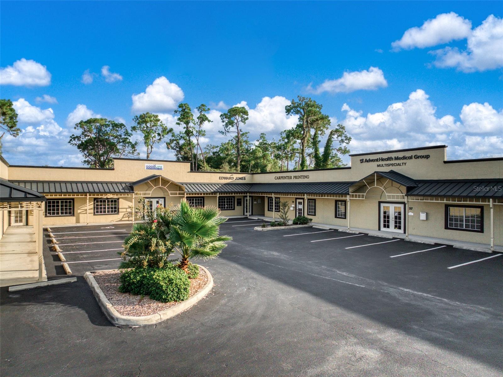 Image 22 of 50 For 33 Ryant Boulevard