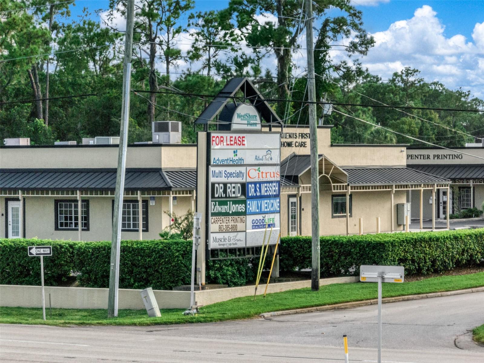 Image 3 of 50 For 33 Ryant Boulevard