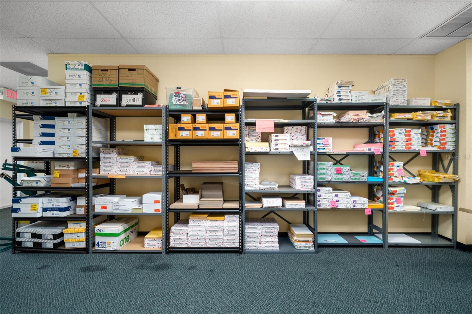 Image 47 of 50 For 33 Ryant Boulevard