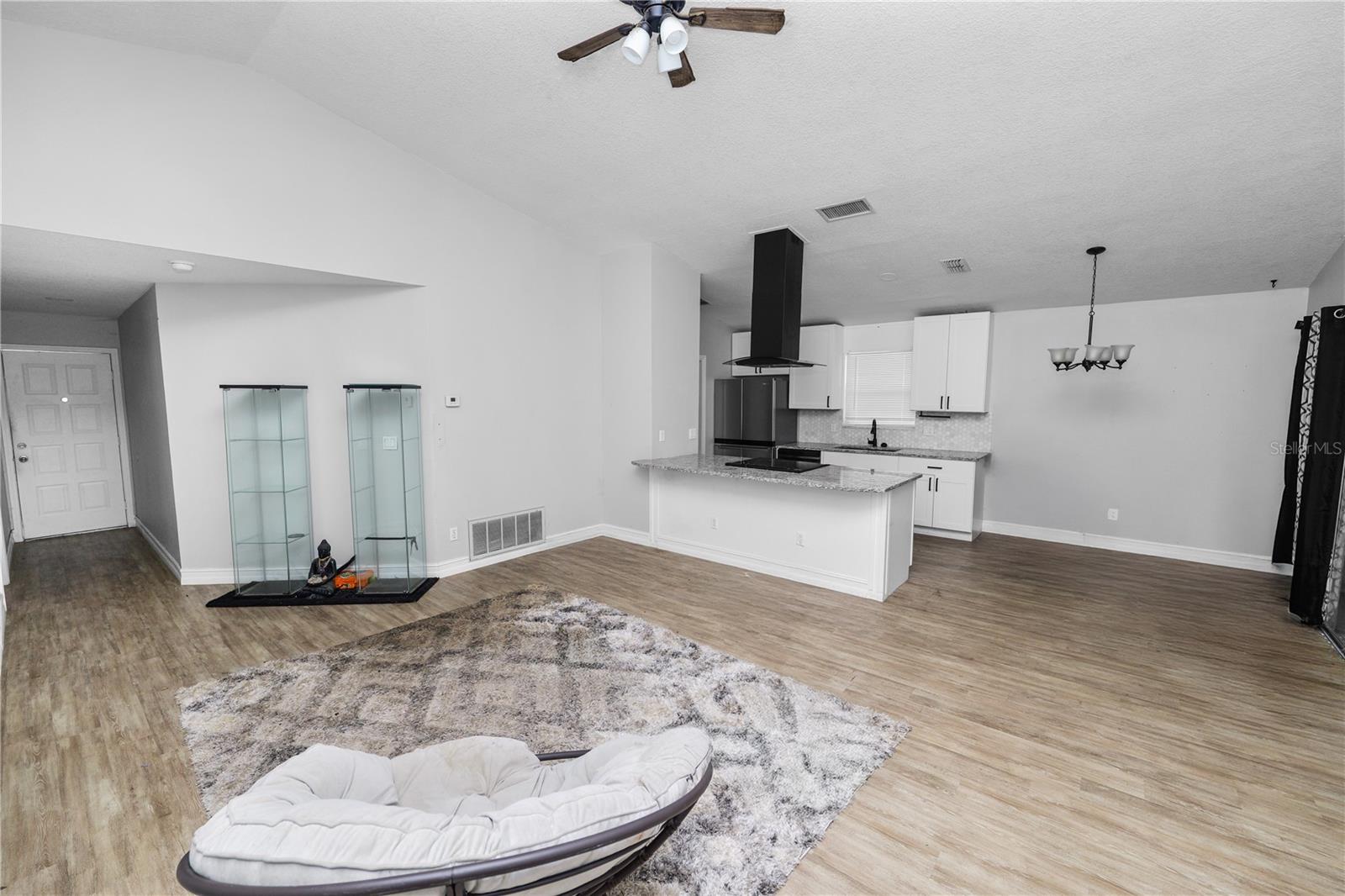 Image 3 of 27 For 3307 Fox Ridge Drive