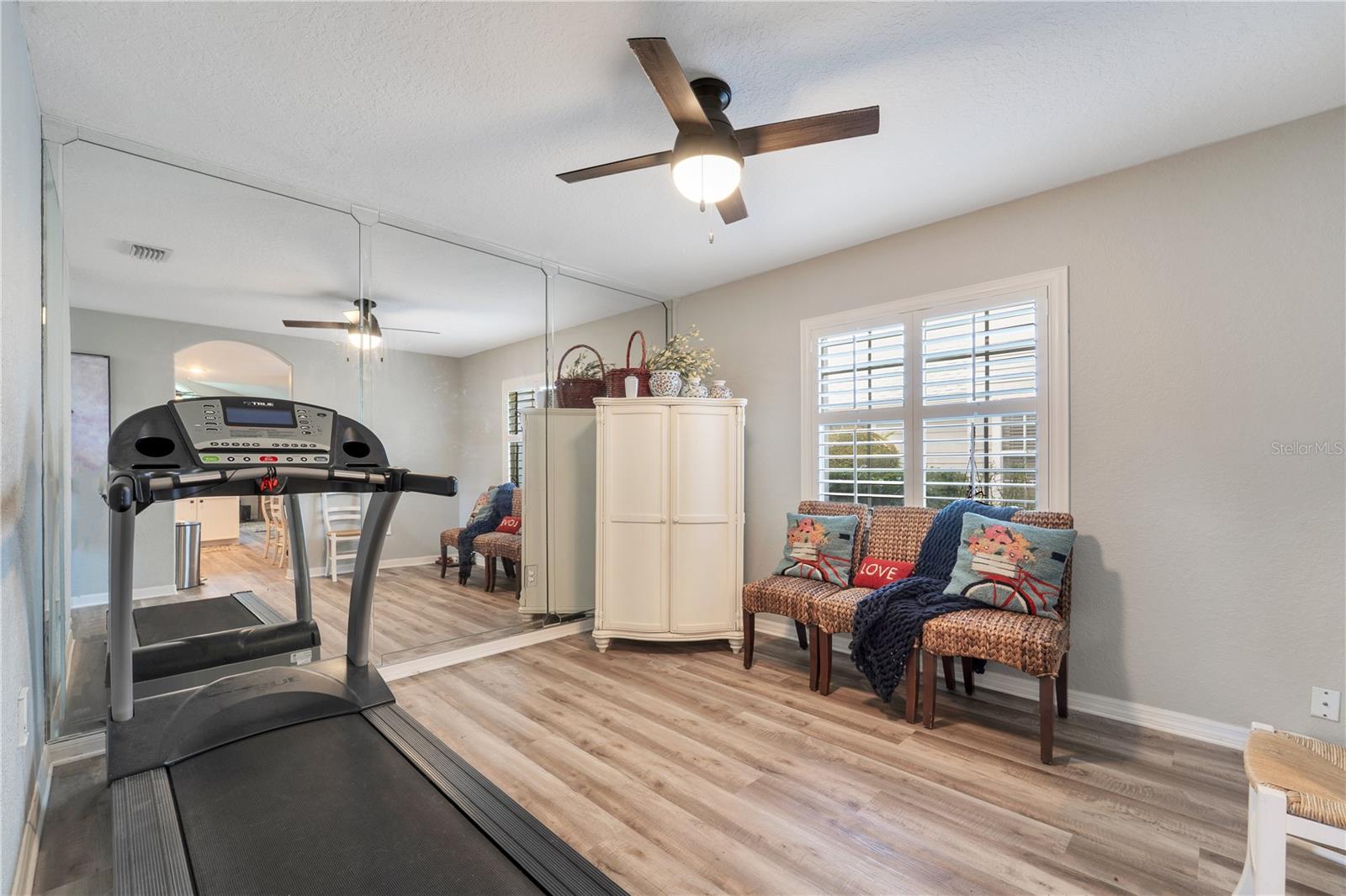 Image 17 of 68 For 5157 Sterling Manor Drive