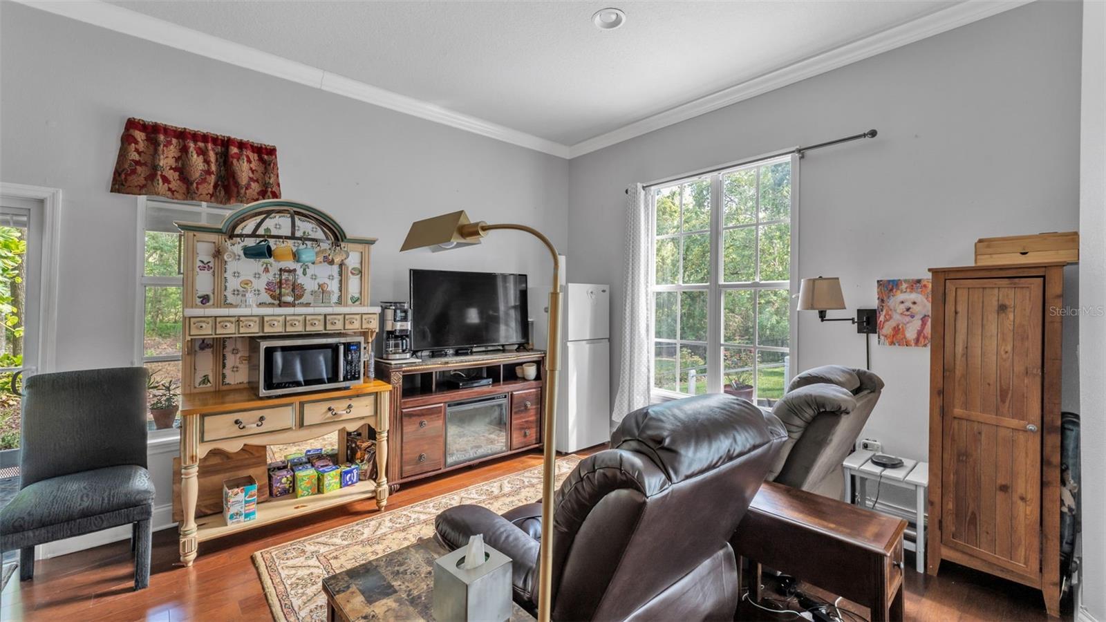 Image 20 of 71 For 7265 Millbrook Oaks Drive