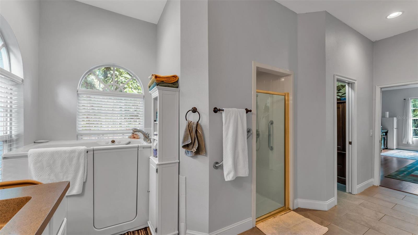 Image 28 of 71 For 7265 Millbrook Oaks Drive