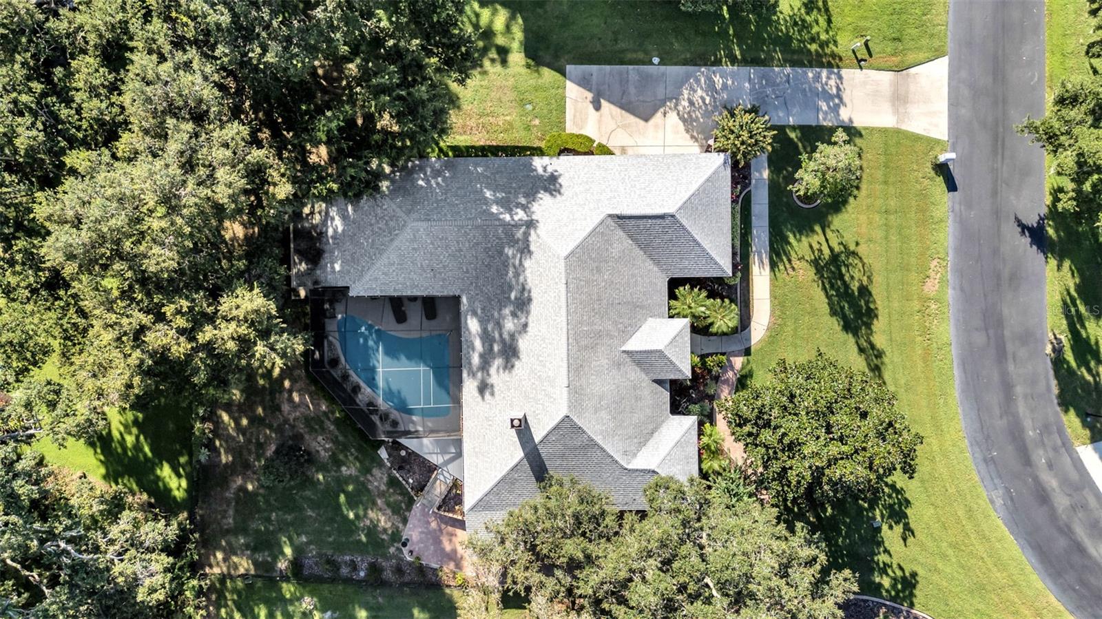 Image 60 of 71 For 7265 Millbrook Oaks Drive