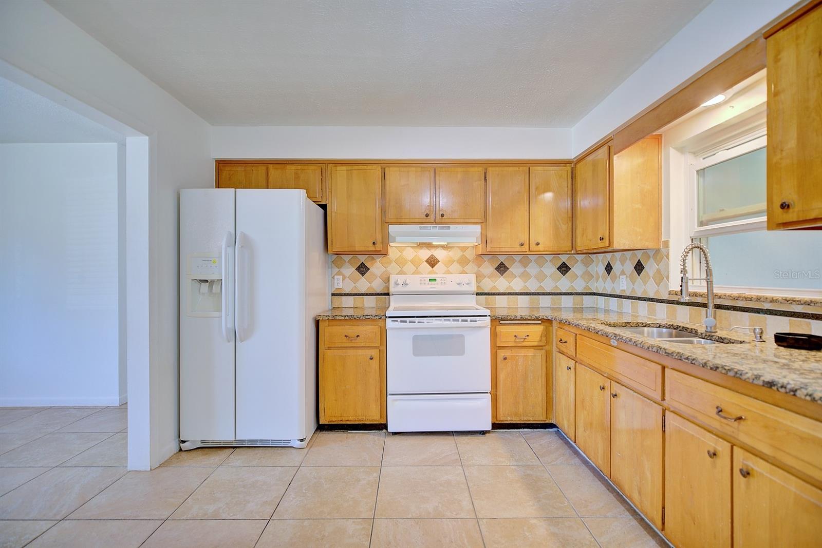 Image 10 of 30 For 2706 Kingswood Drive