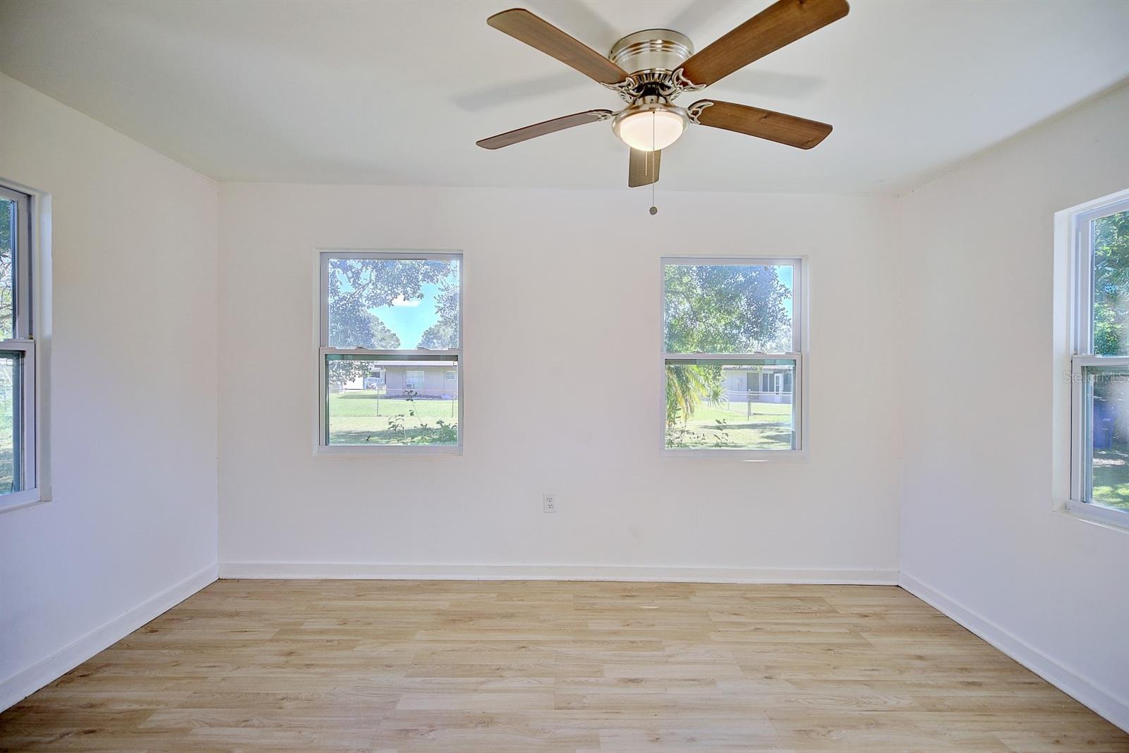 Image 12 of 30 For 2706 Kingswood Drive