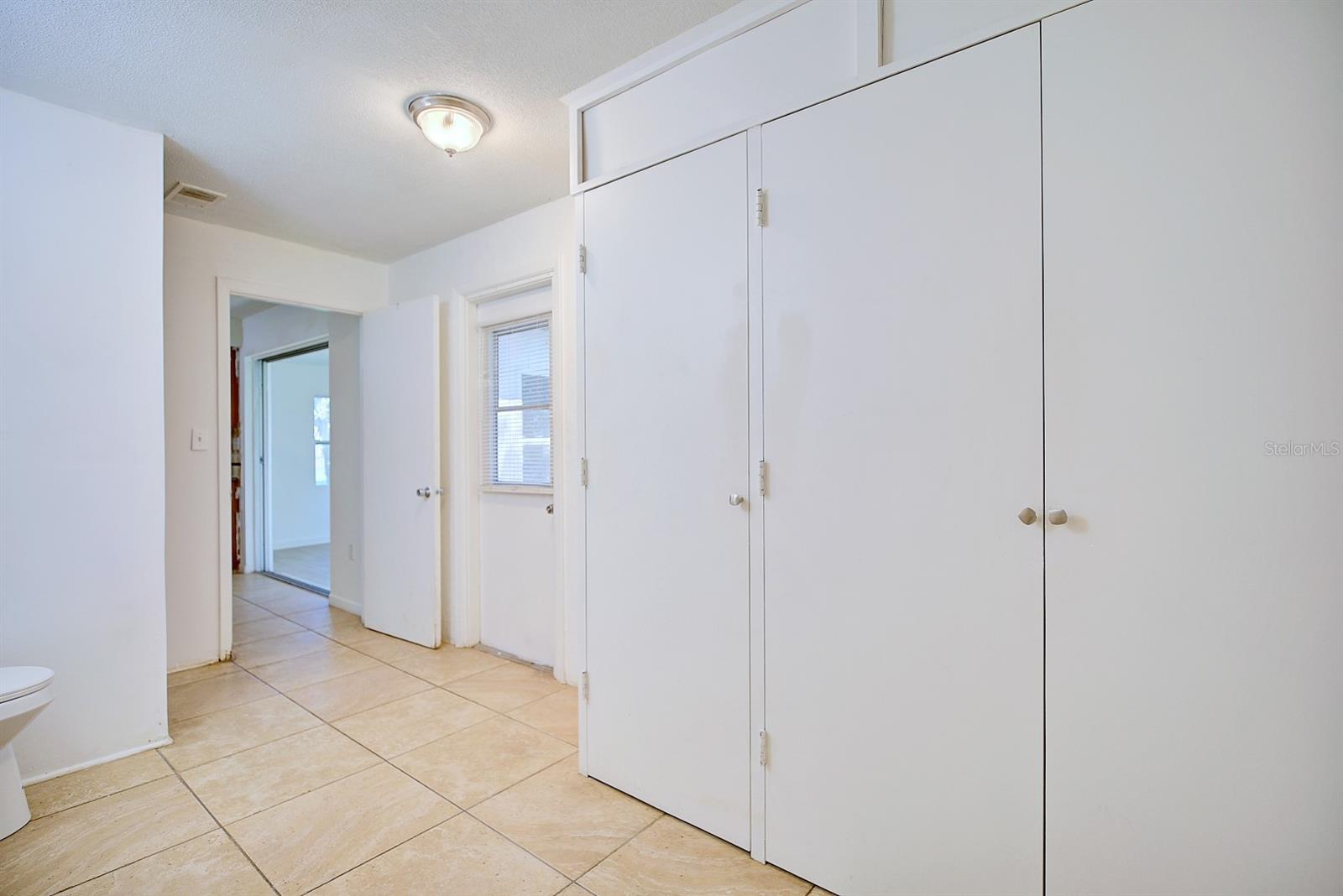 Image 15 of 30 For 2706 Kingswood Drive