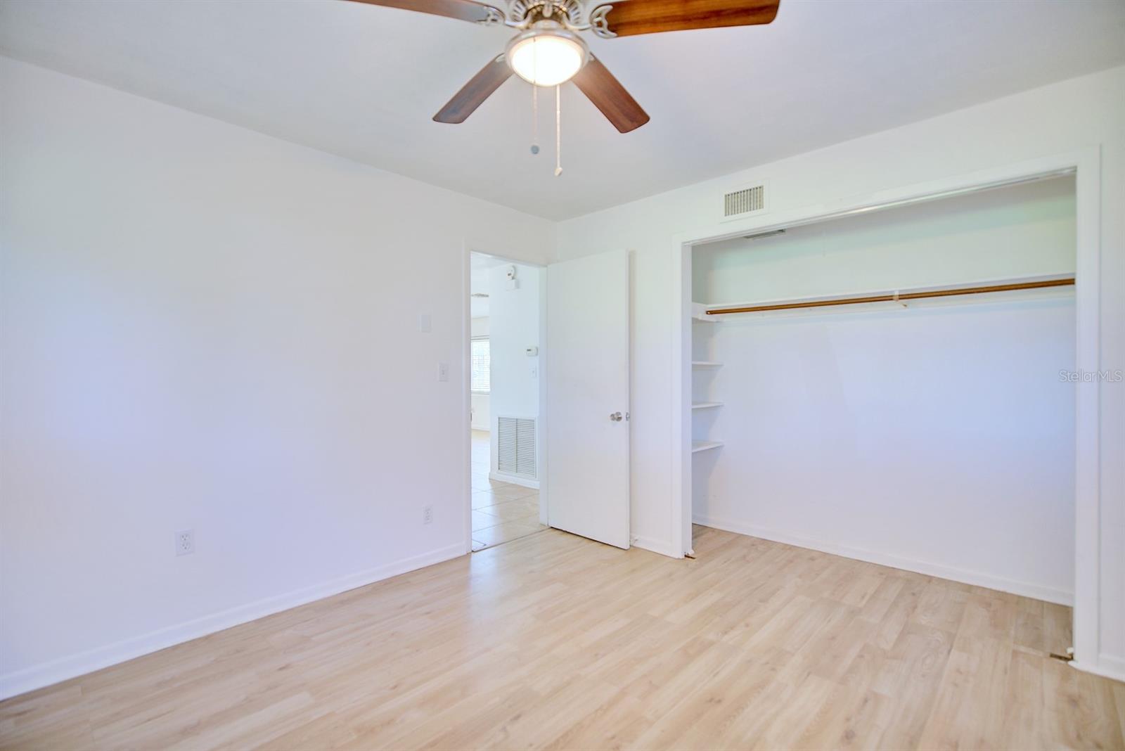 Image 24 of 30 For 2706 Kingswood Drive