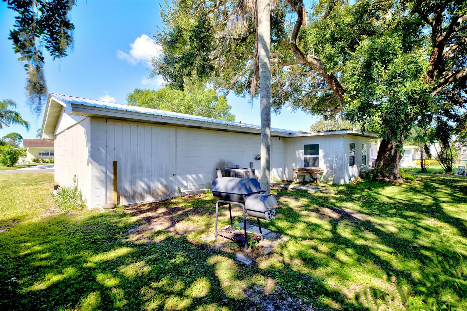 Image 25 of 30 For 2706 Kingswood Drive
