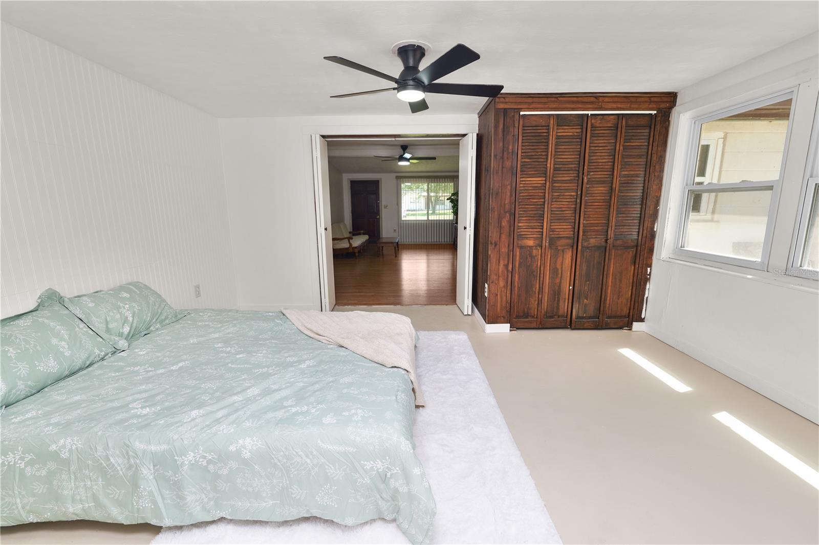 Image 13 of 30 For 4070 Willow Oak Road