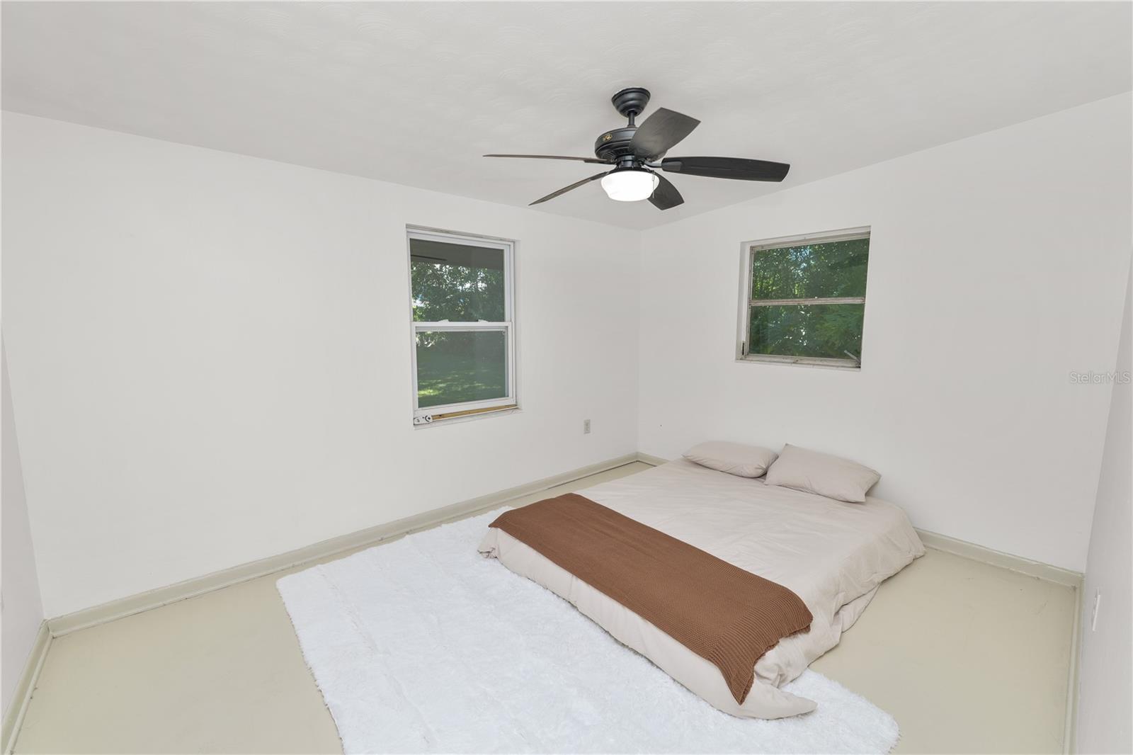 Image 18 of 30 For 4070 Willow Oak Road