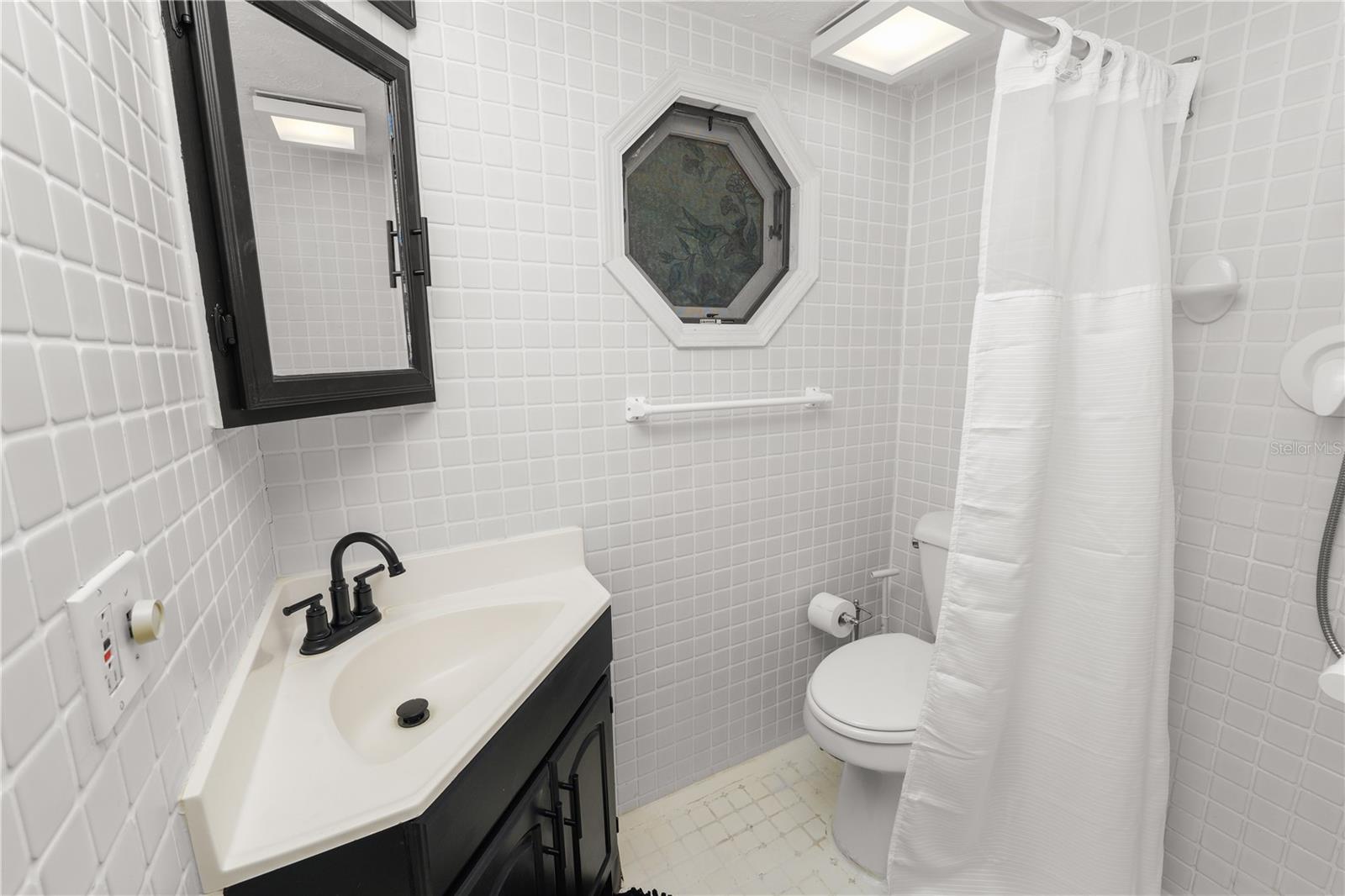 Image 19 of 30 For 4070 Willow Oak Road