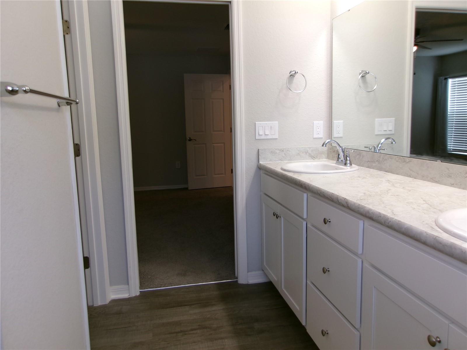 Image 22 of 26 For 1247 Mezzavalle Way