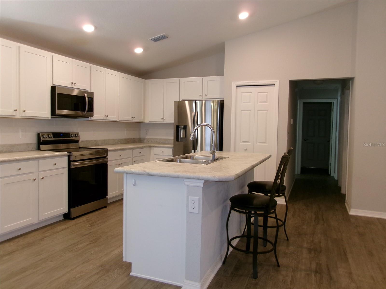 Image 3 of 26 For 1247 Mezzavalle Way