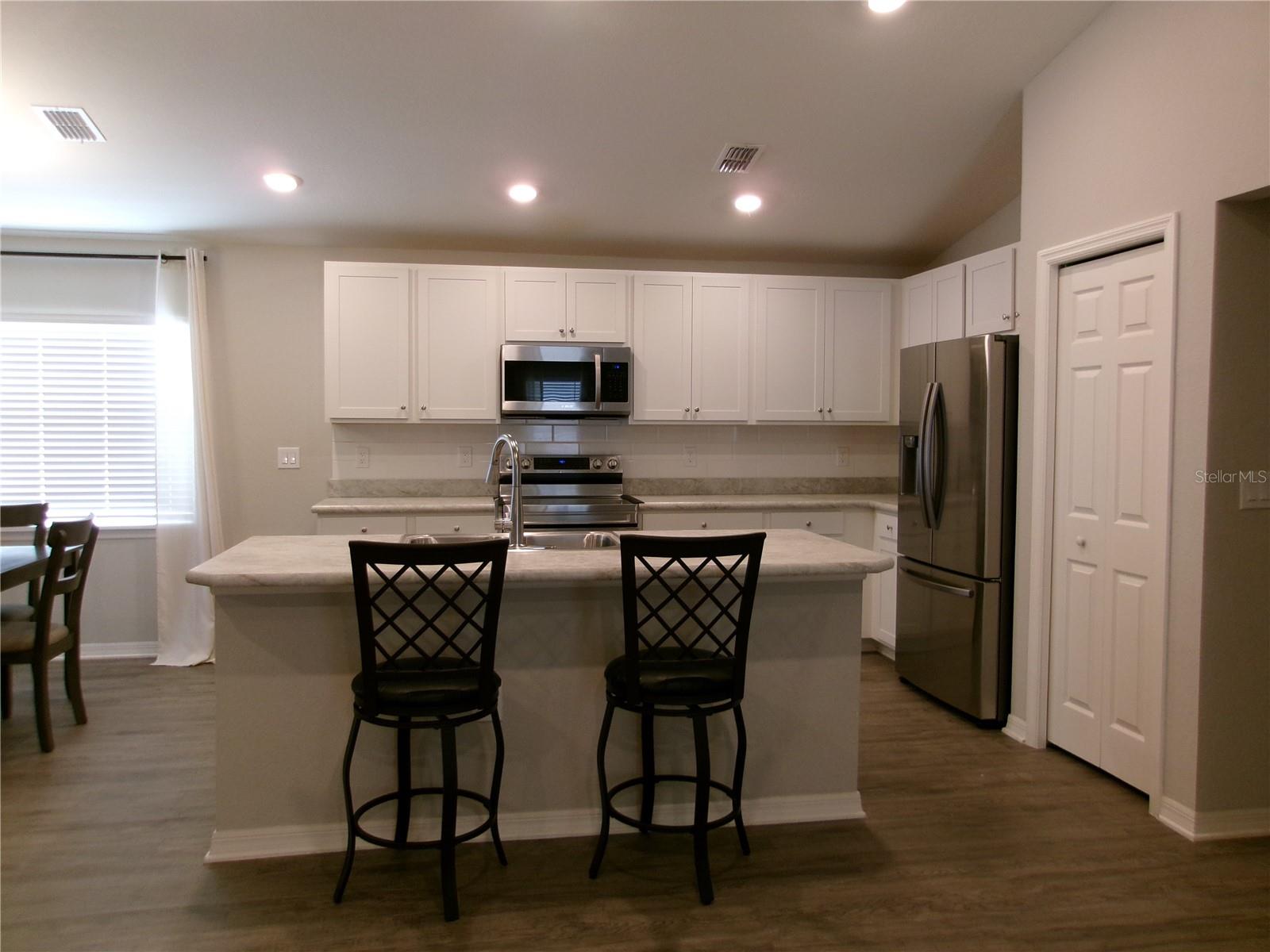 Image 4 of 26 For 1247 Mezzavalle Way
