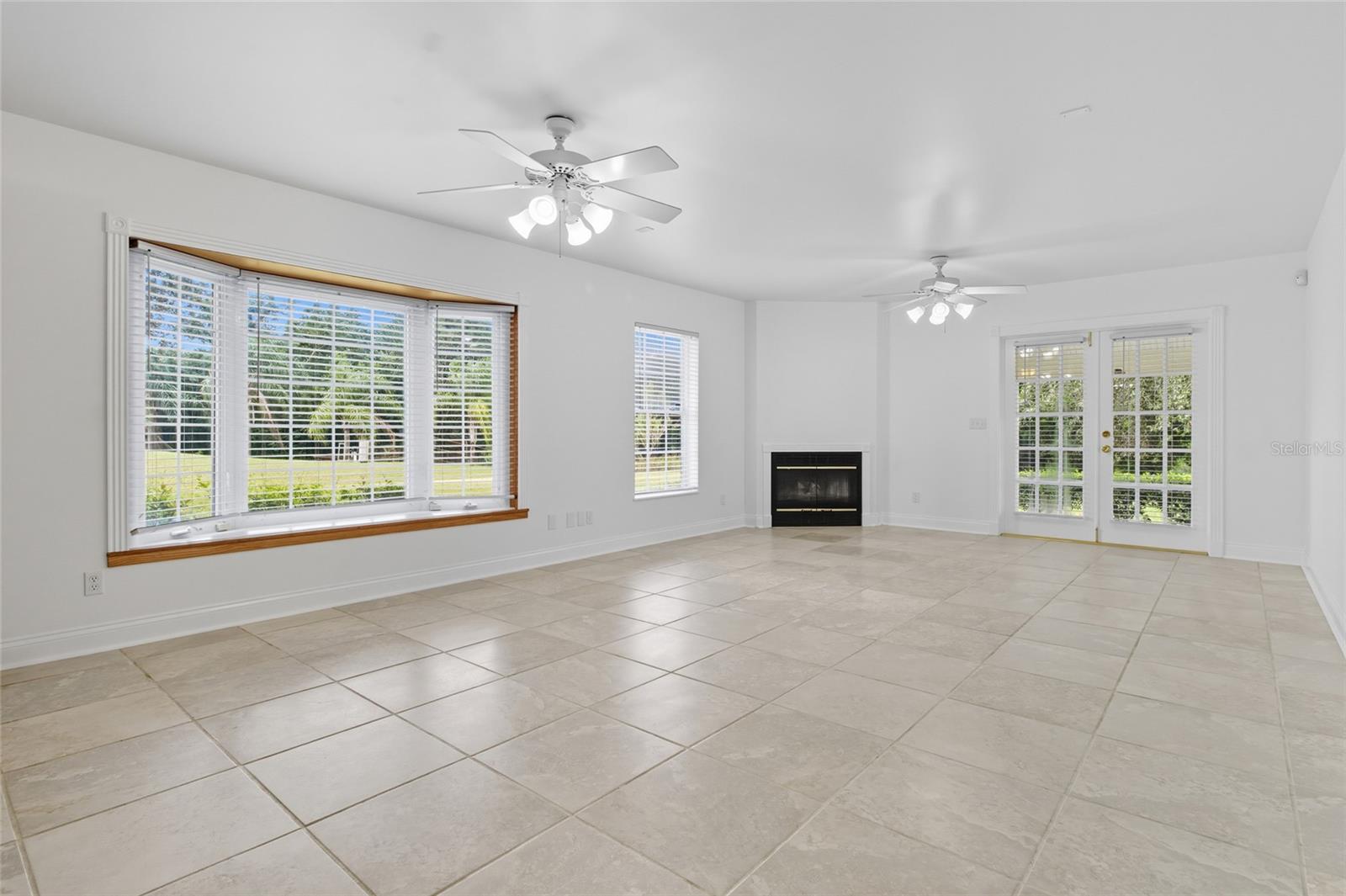 Image 10 of 46 For 320 Starr Ridge Drive