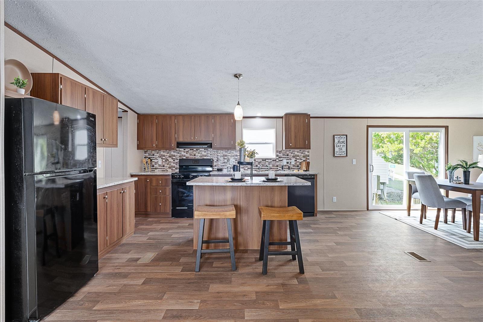 Image 11 of 35 For 8150 Cherokee Road