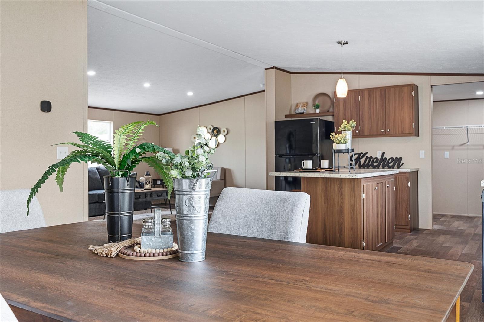 Image 16 of 35 For 8150 Cherokee Road