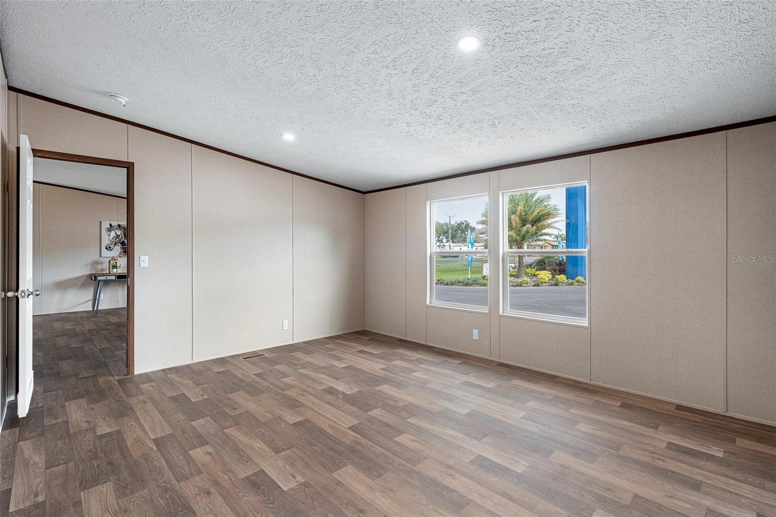 Image 22 of 35 For 8150 Cherokee Road