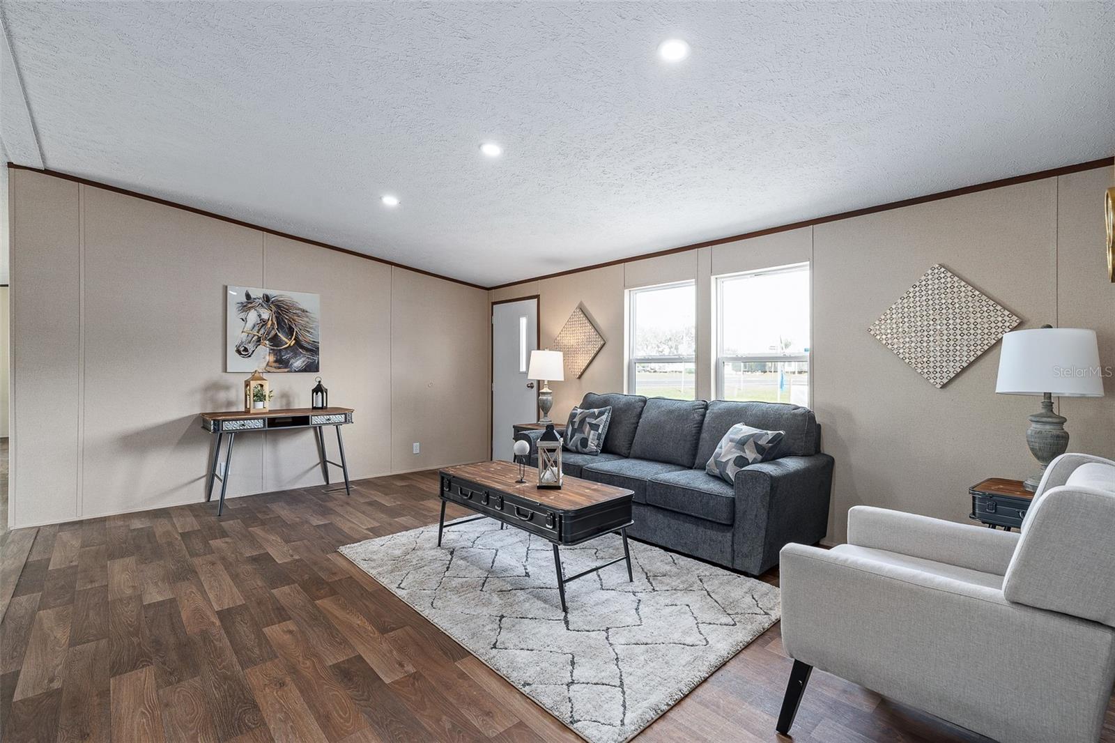 Image 3 of 35 For 8150 Cherokee Road