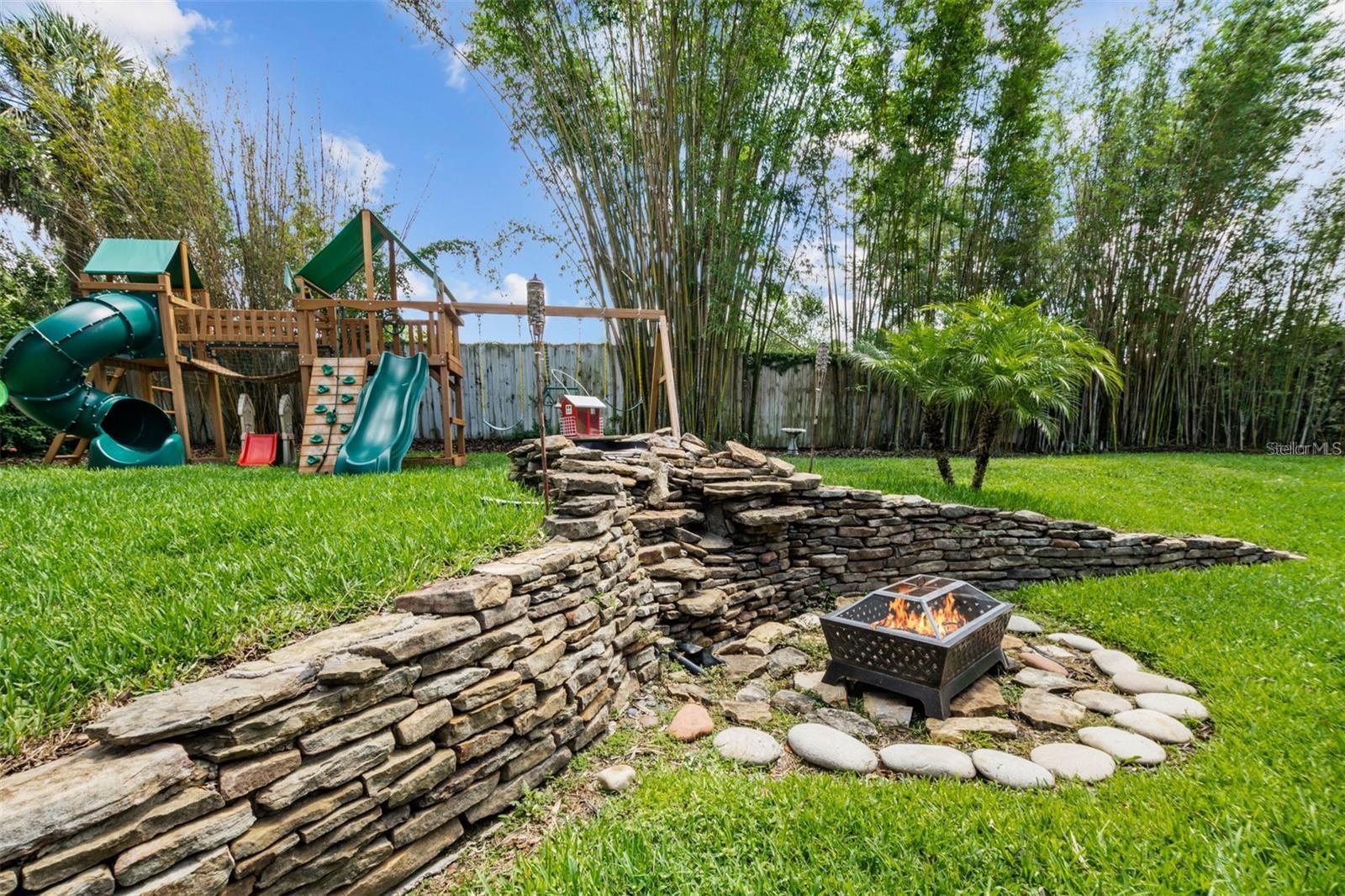 Image 22 of 24 For 2014 8th Terrace Se