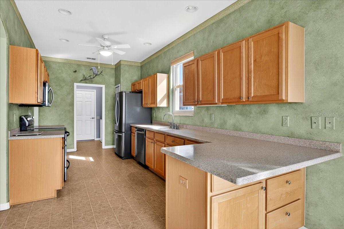 Image 20 of 53 For 4220 Windchime Lane