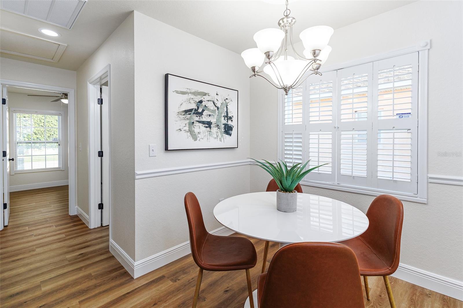 Image 13 of 29 For 6610 Crescent Loop