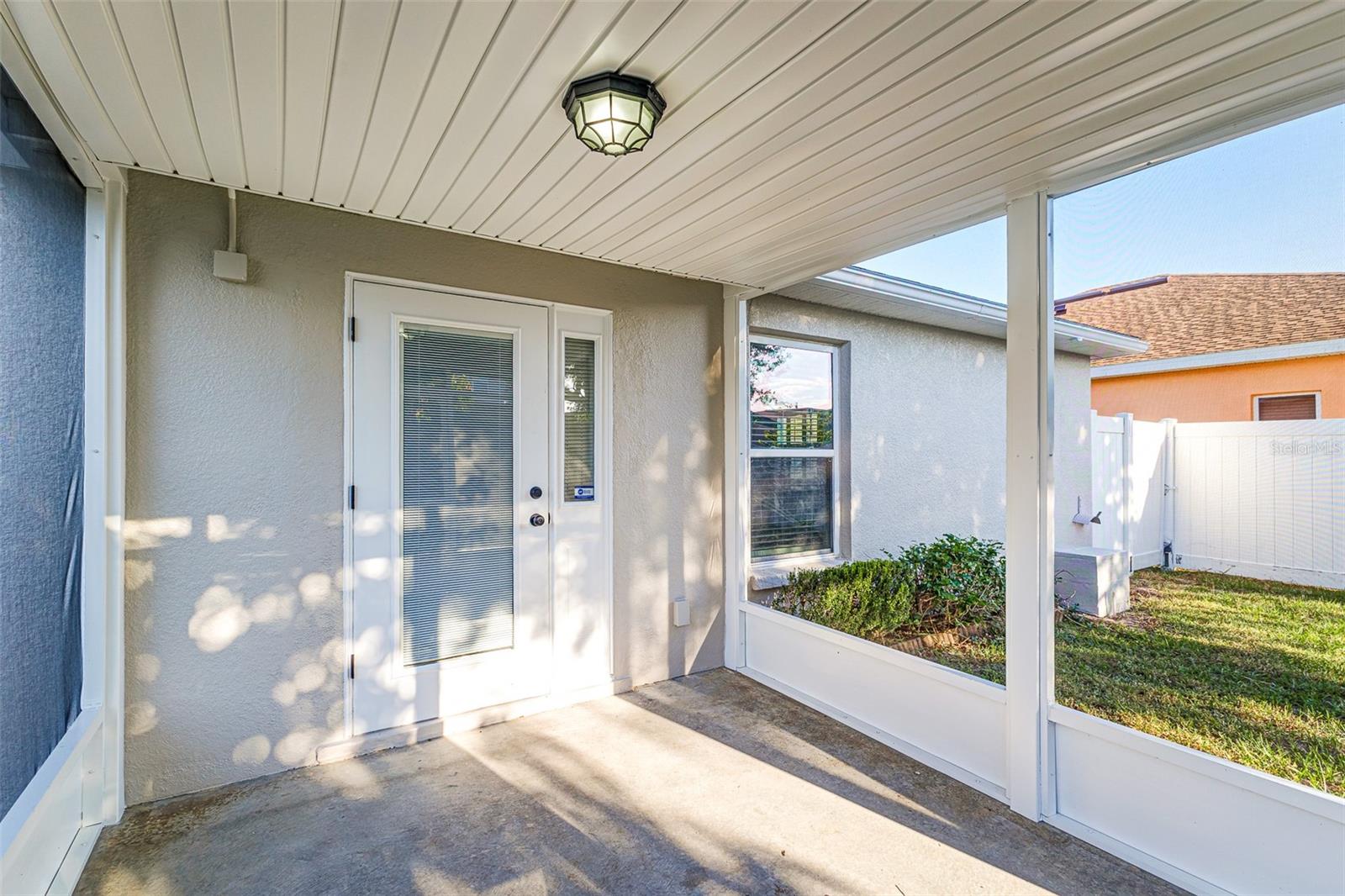 Image 26 of 29 For 6610 Crescent Loop