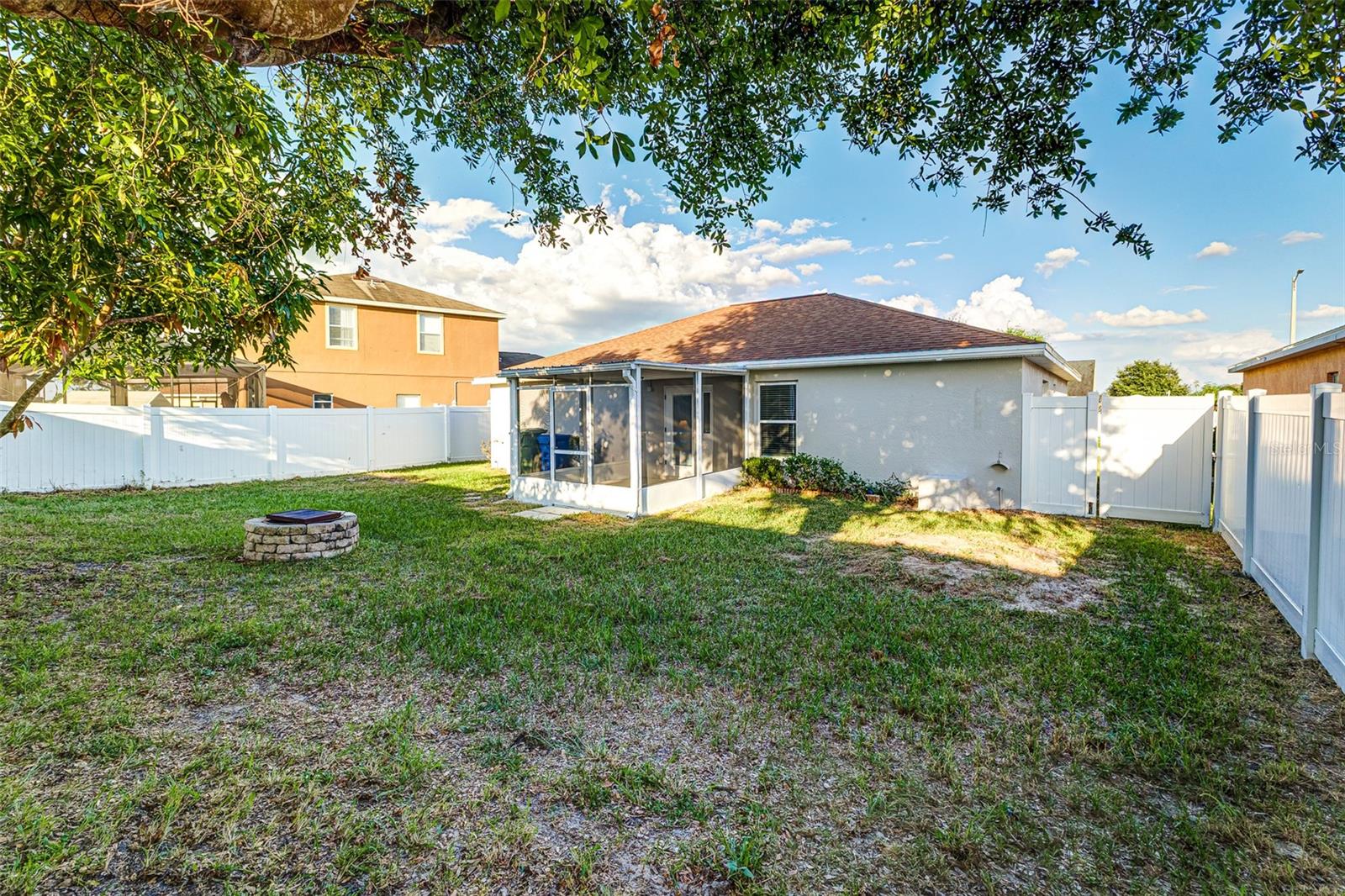 Image 29 of 29 For 6610 Crescent Loop