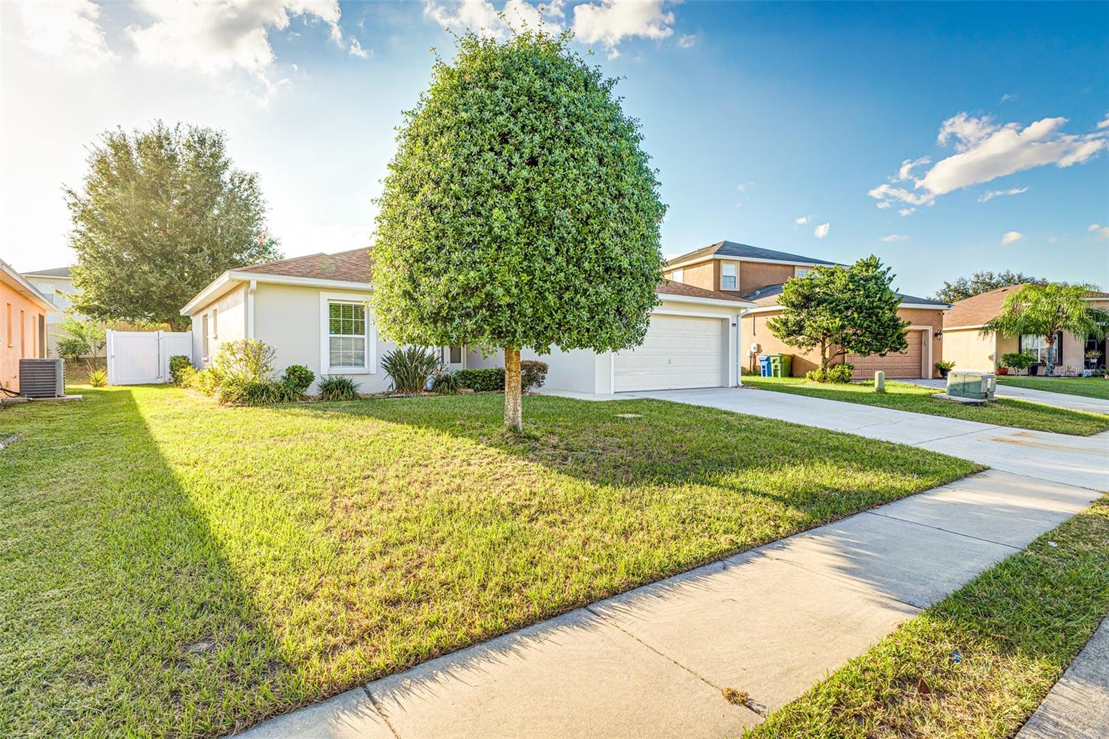 Image 3 of 29 For 6610 Crescent Loop