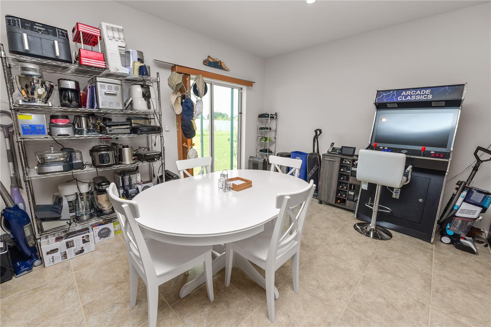 Image 12 of 35 For 913 Eagle Rock Terrace