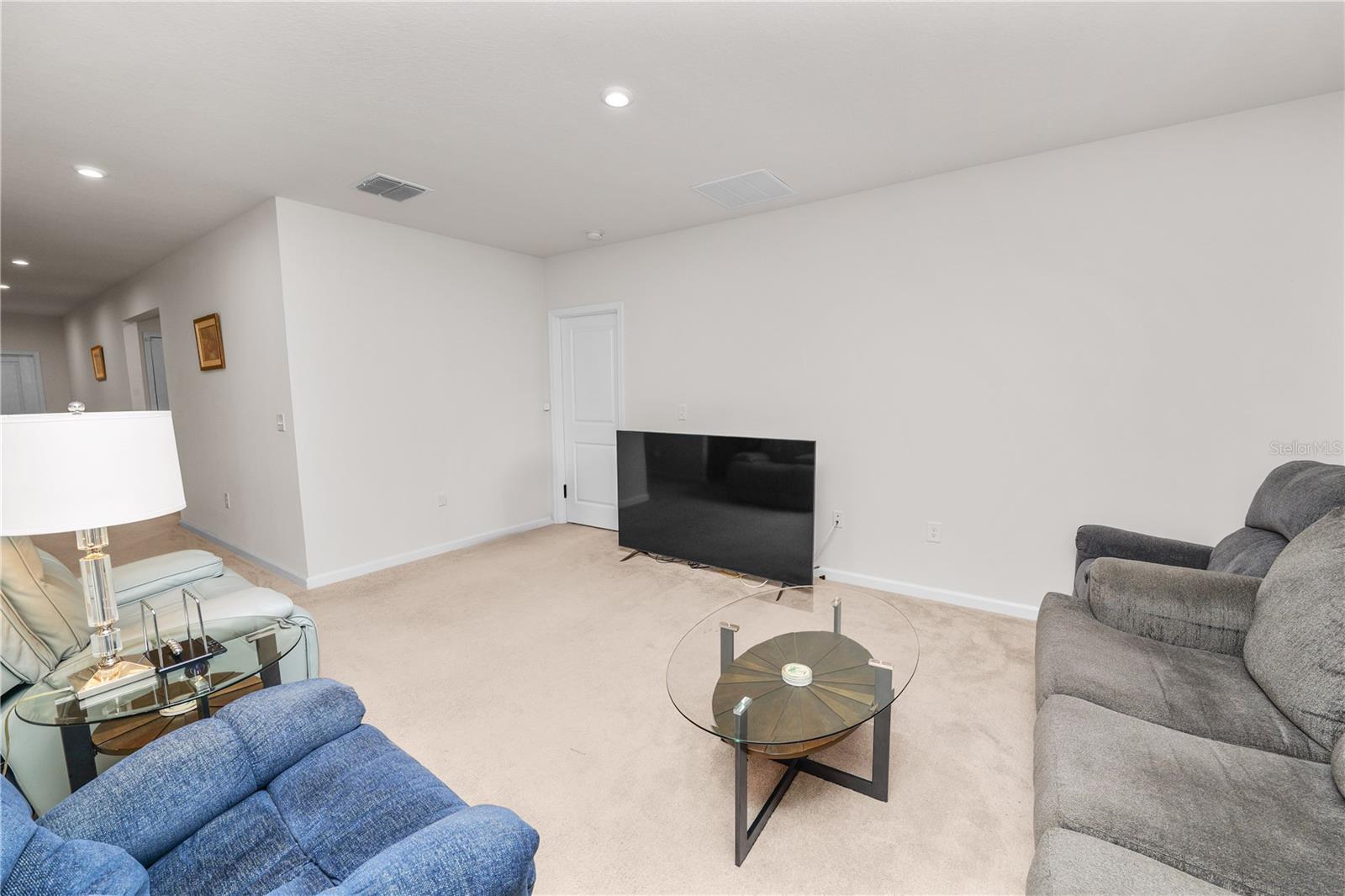 Image 15 of 35 For 913 Eagle Rock Terrace