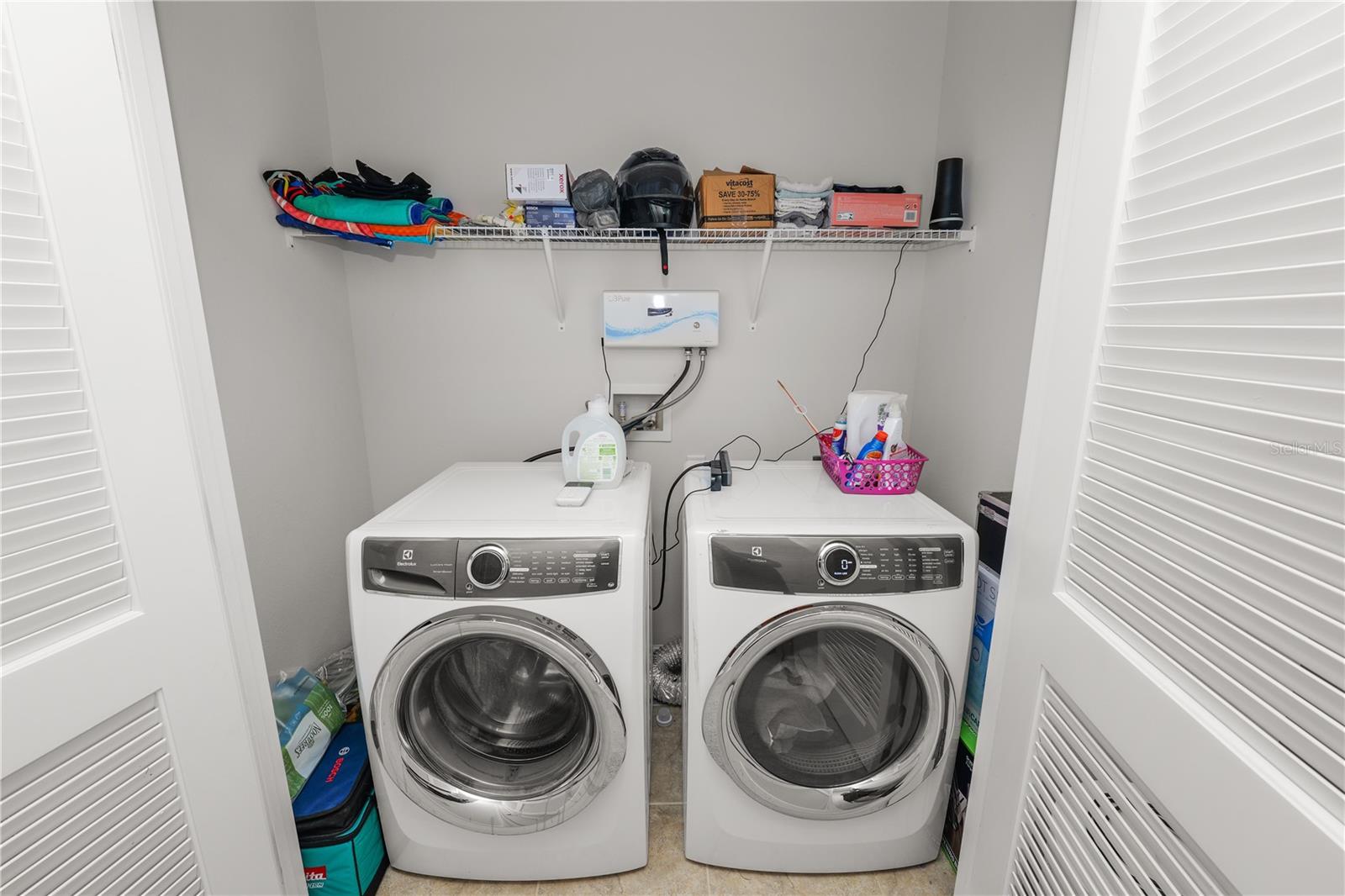 Image 23 of 35 For 913 Eagle Rock Terrace