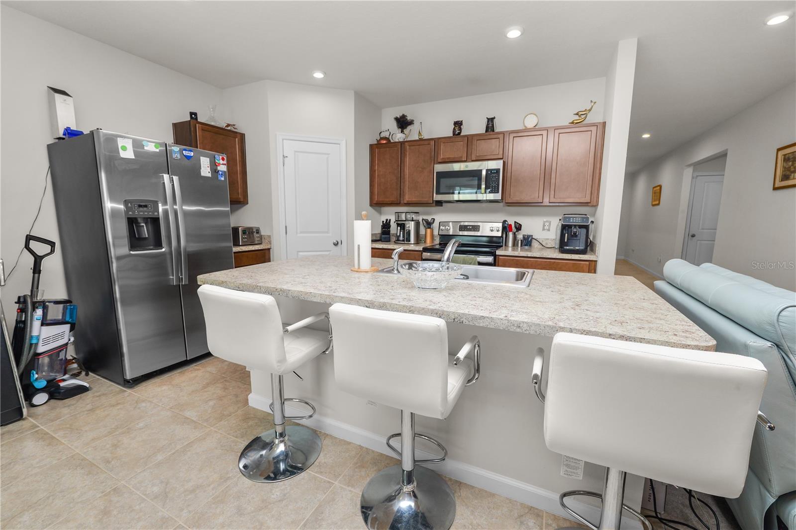 Image 6 of 35 For 913 Eagle Rock Terrace