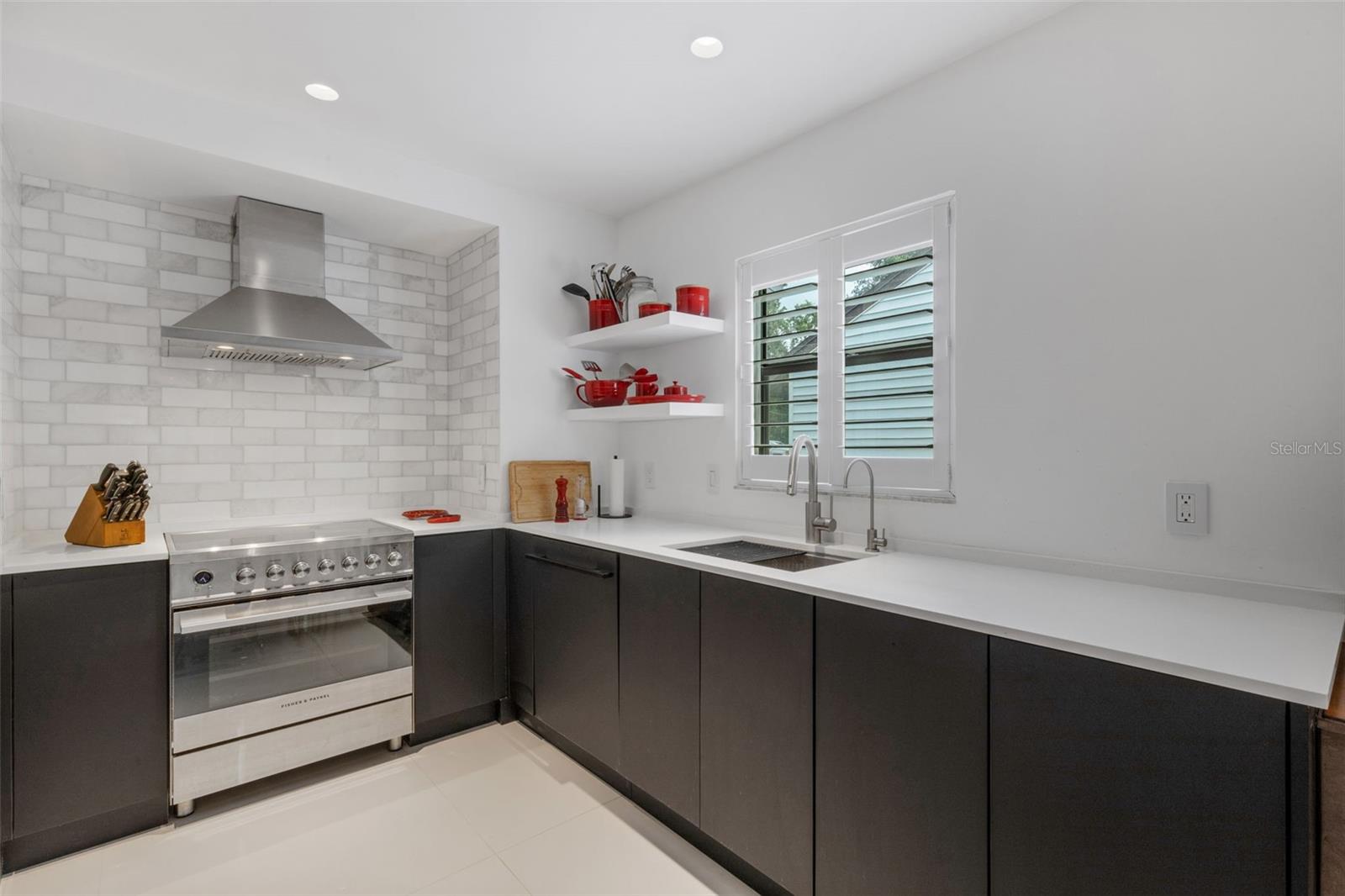 Image 16 of 53 For 3585 Raintree Way