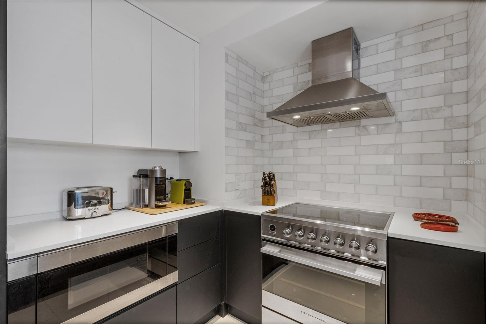 Image 17 of 53 For 3585 Raintree Way
