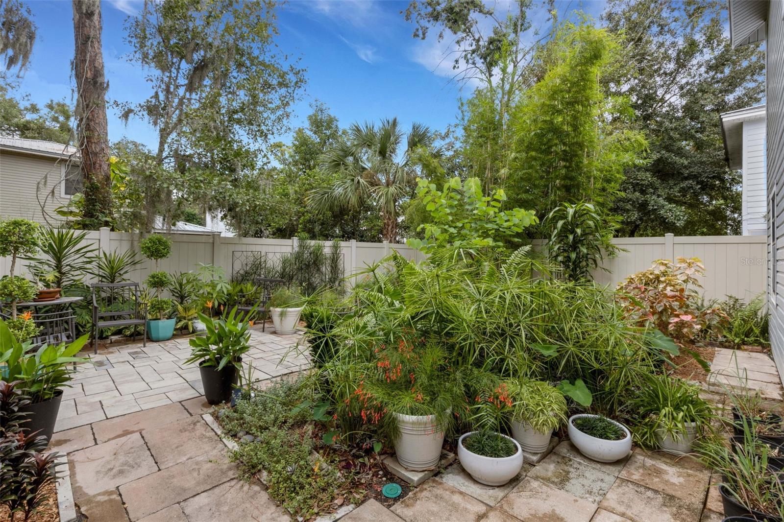 Image 39 of 53 For 3585 Raintree Way