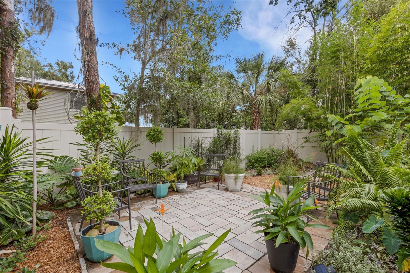 Image 41 of 53 For 3585 Raintree Way