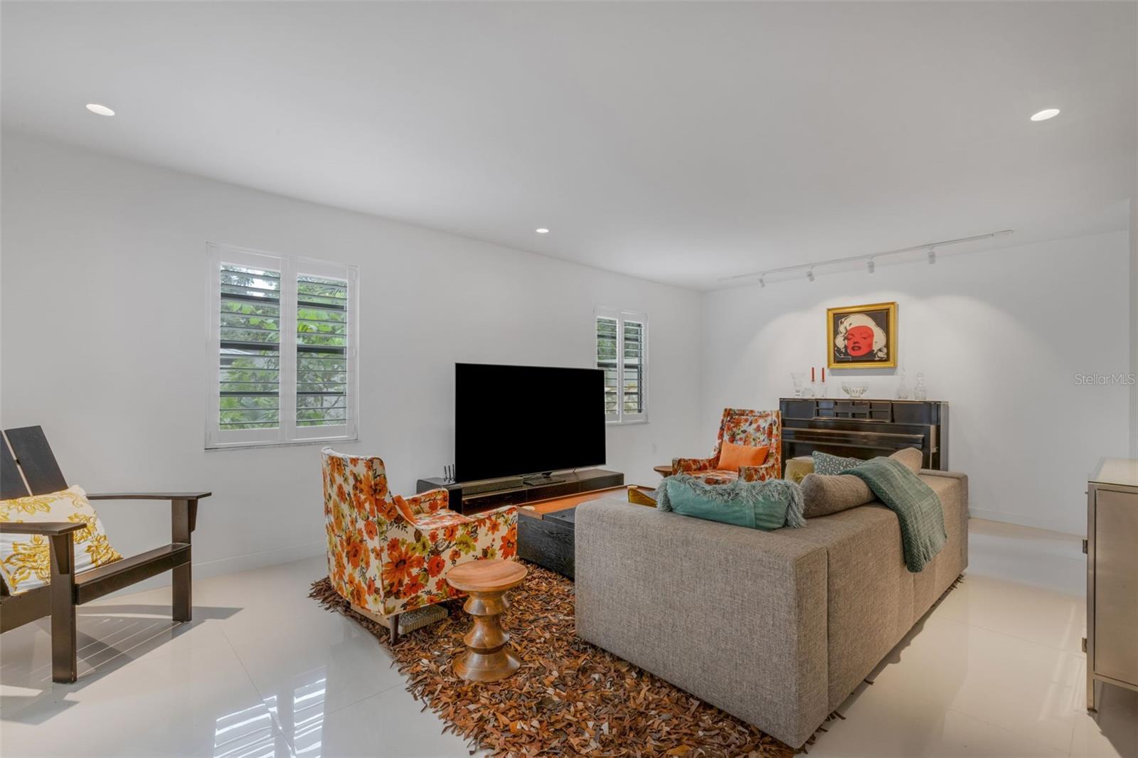 Image 5 of 53 For 3585 Raintree Way