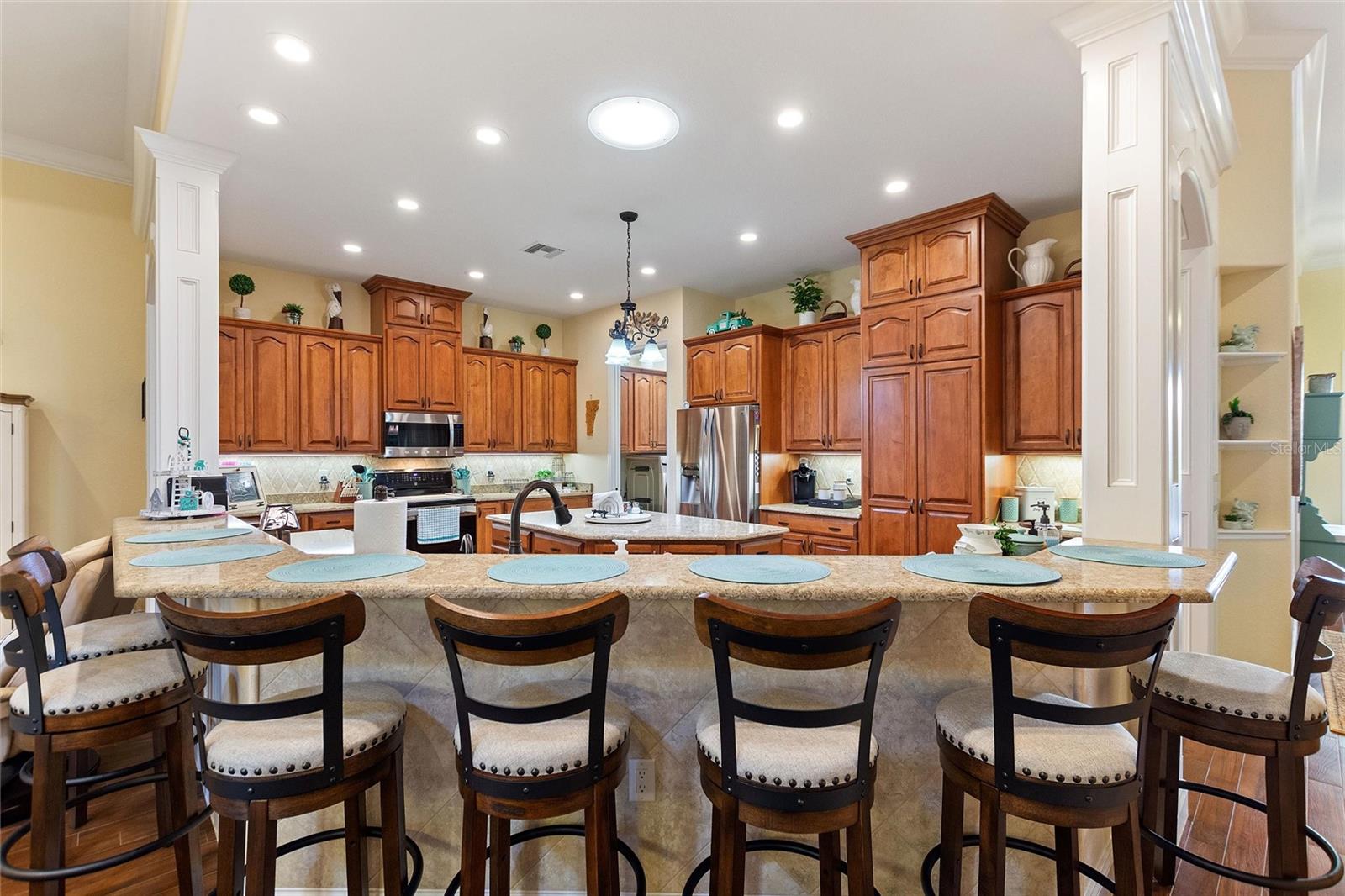 Image 34 of 55 For 416 Motorcoach Drive S